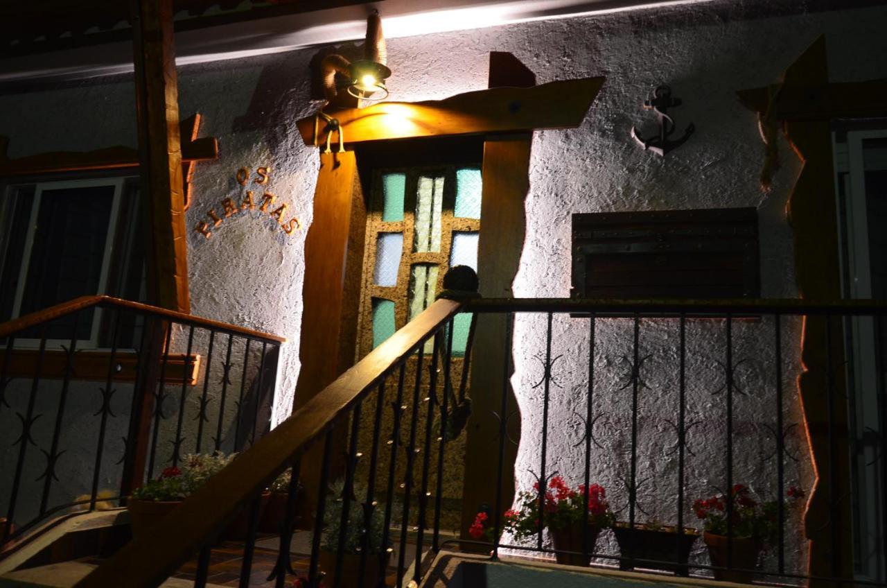 Os Piratas Hotel Charneca  Exterior photo