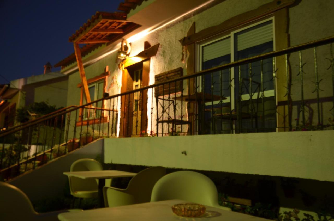Os Piratas Hotel Charneca  Exterior photo