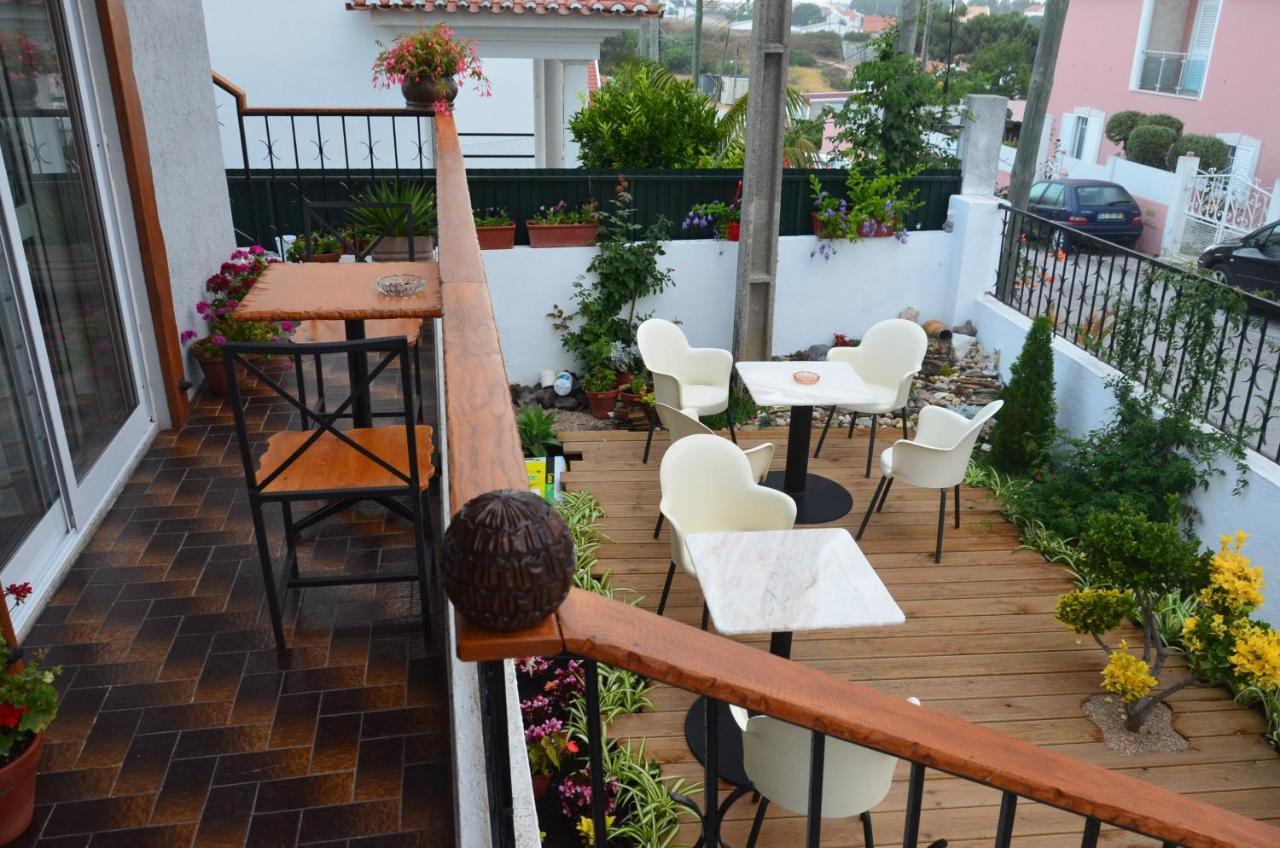 Os Piratas Hotel Charneca  Exterior photo
