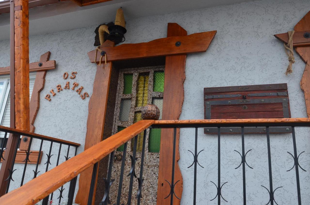 Os Piratas Hotel Charneca  Exterior photo